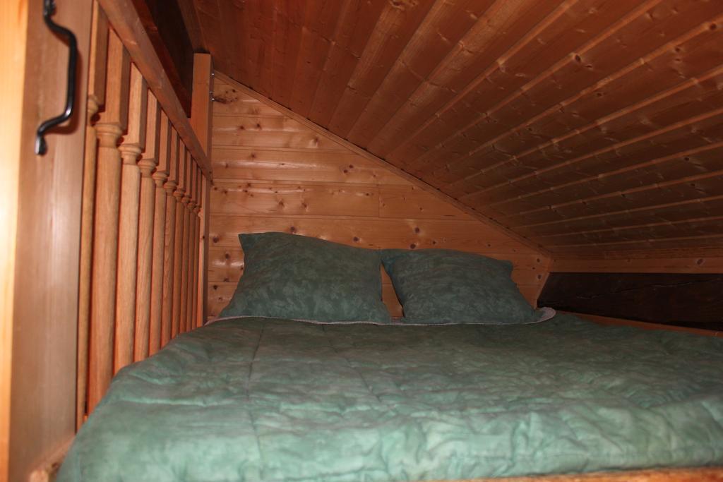 Gîte d'Odile Le Chambon-sur-Lignon Chambre photo