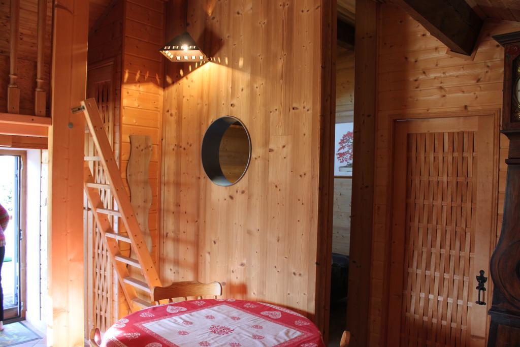 Gîte d'Odile Le Chambon-sur-Lignon Chambre photo